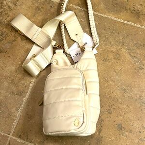 Beautiful cream wander full bag